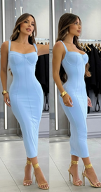Vestido Midi Tubinho Justo Decote Coração com fenda